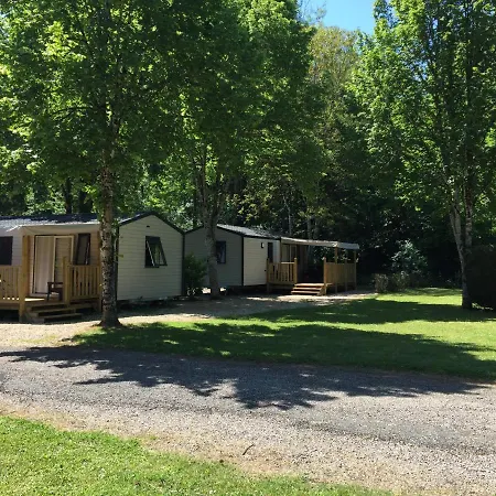 邦雷特德拉酒店 3* Caylus