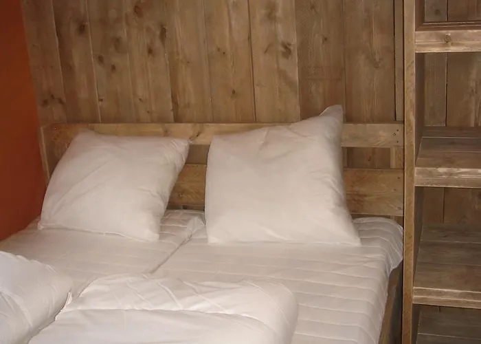 邦雷特德拉酒店 营地 3*