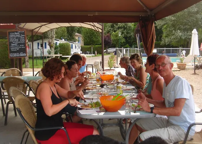 邦雷特德拉酒店 Caylus