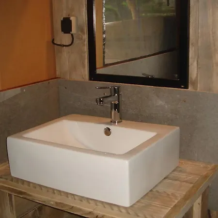 Camping De La Bonnette 3*